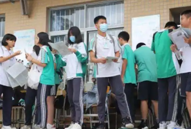 家长都希望孩子能顺畅度过学生时代墨守成规地学习升学